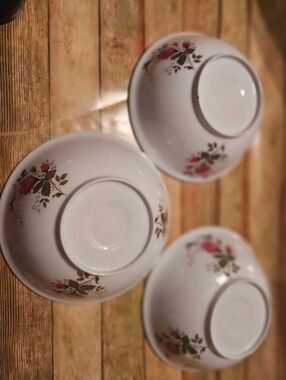 Set of 3 Koyo Melamine Bowls #3009 Floral Design